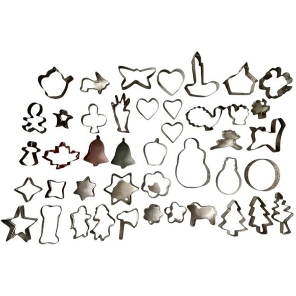 Metal Cookie Cutters Assorted Vtg Lot 43 Teapot Cat Rabbit Leaf Bell Apple Tree - Picture 12 of 14